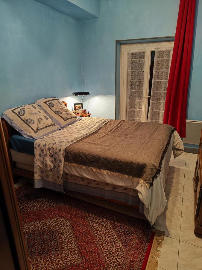 Апартаменты Chambre Privee Place Garibaldi Ницца Экстерьер фото